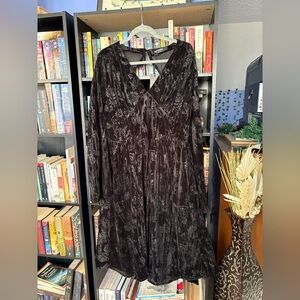 Disturbia velvet dress